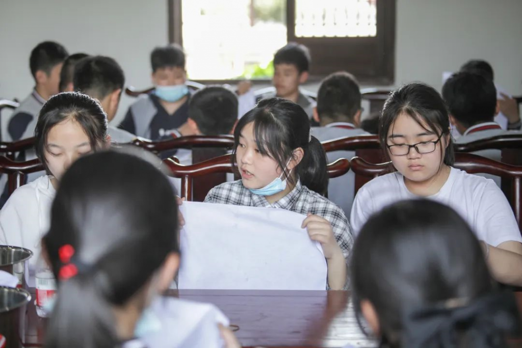 坎墩中學：科技擁抱自然，自然創造文化