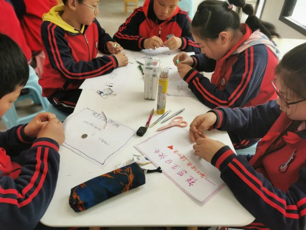 龍場小學：少年先鋒隊，科技強國研學記